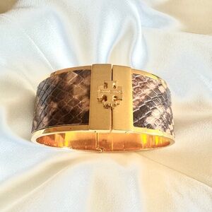 TORY BURCH Bracelet- Color Gold And Snake Print 7.5”